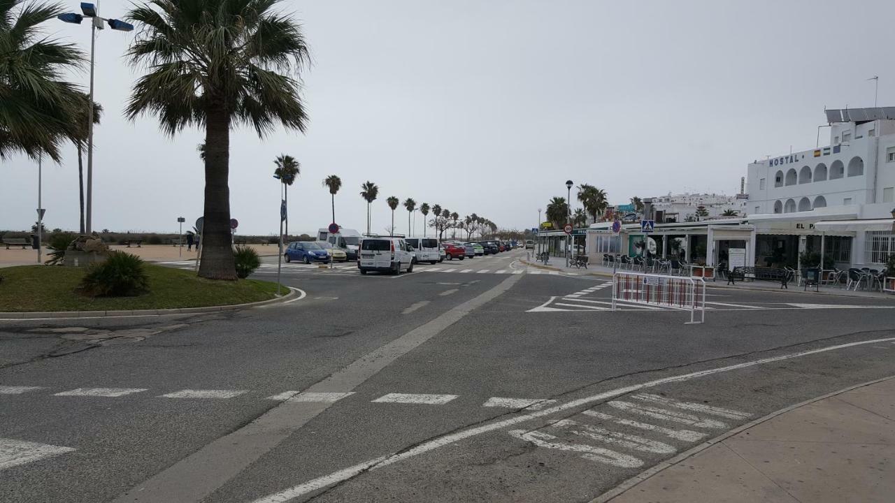 Calle Carril De La Fuente Apartamento โกนิล เด ลาฟรอนเตรา ภายนอก รูปภาพ