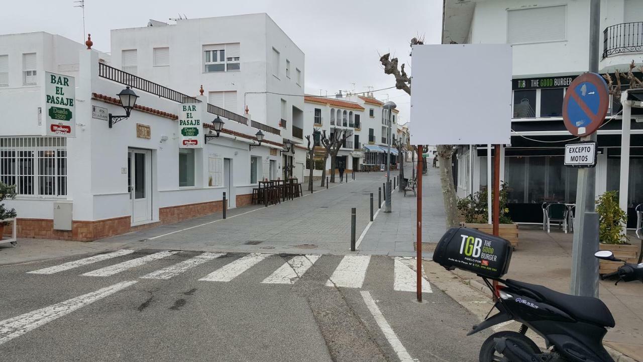 Calle Carril De La Fuente Apartamento โกนิล เด ลาฟรอนเตรา ภายนอก รูปภาพ